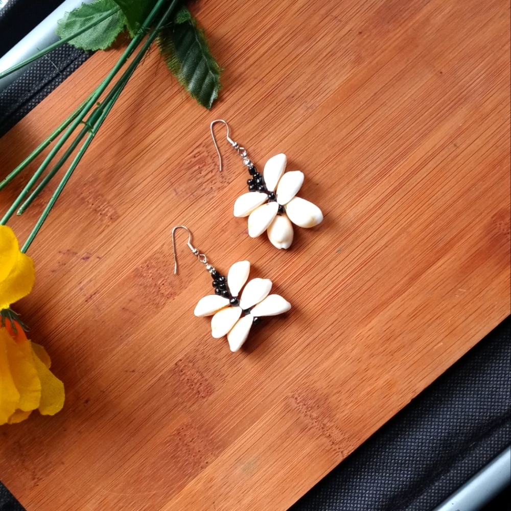 1PR Beautiful Cowrie Shell Earrings Set - Picture 5 of 12